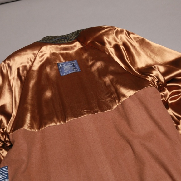 Burberry overcoat, full length - Picture 7 of 13